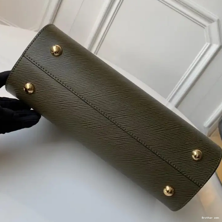 Brother sam LV Bags 19B5790100 0825